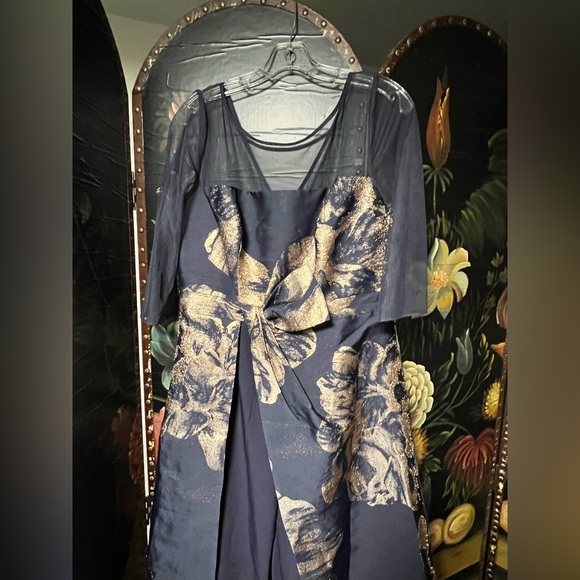 Kay Unger New York Floral Jacquard Jumpsuit, sz 14 - Picture 10 of 17